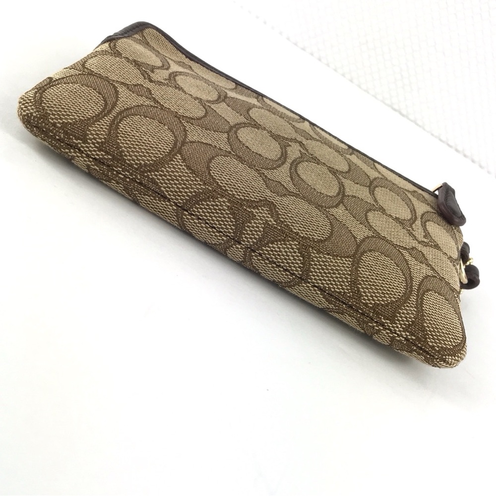 COACH Wristlet Bag Brown Signature Logo with Tag - Picture 10 of 10